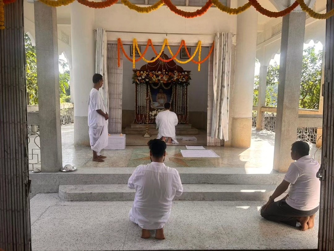 Satsang Vani gallery photo